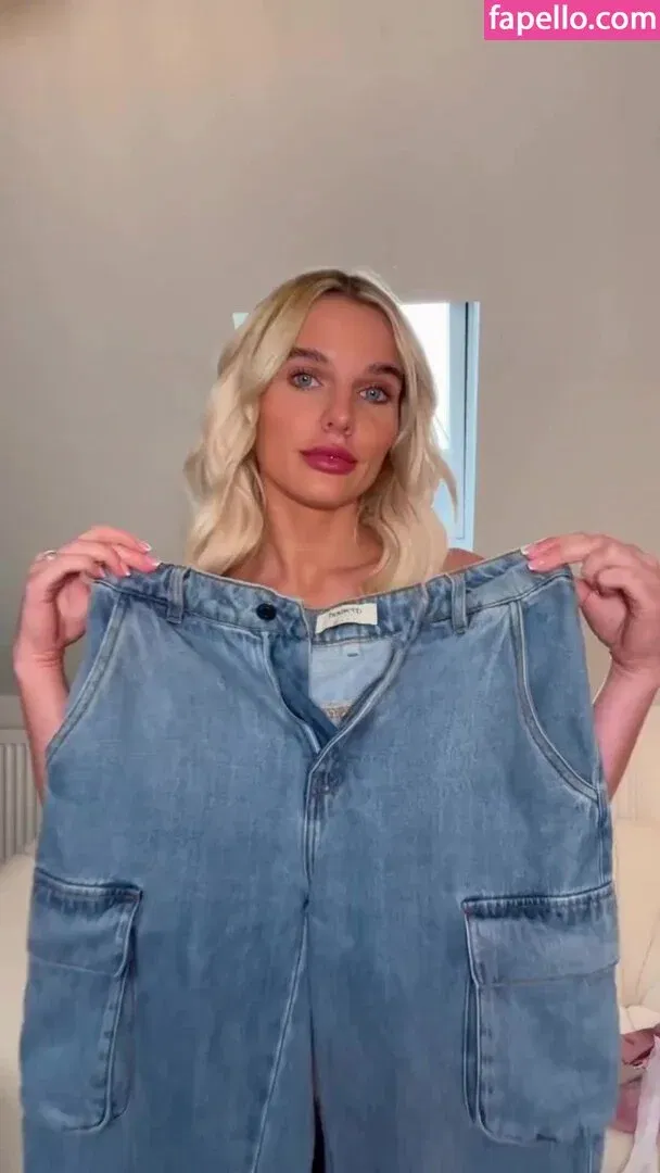 Helen Flanagan Onlyfans Photo Gallery 