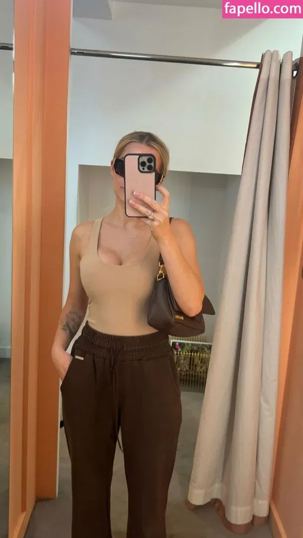 Helen Flanagan Onlyfans Photo Gallery 