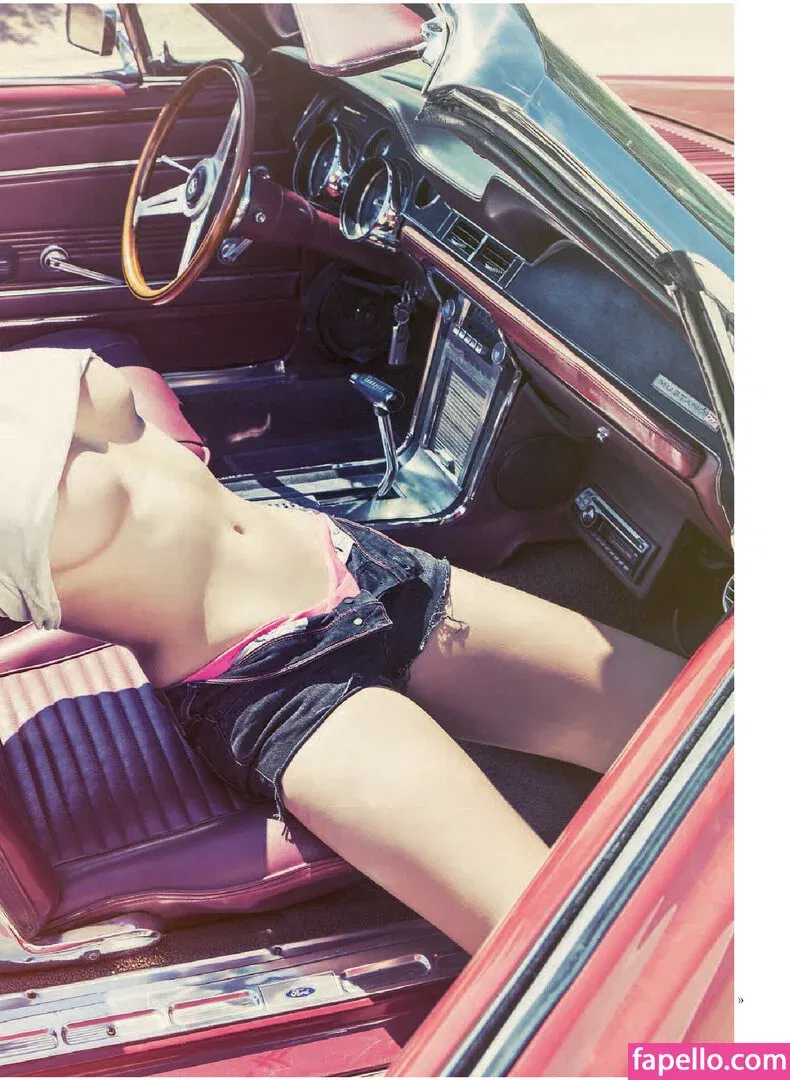 Helen Flanagan Onlyfans Photo Gallery 