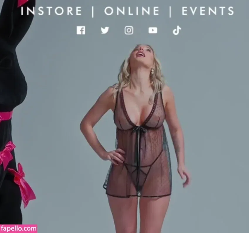 Helen Flanagan Onlyfans Photo Gallery 