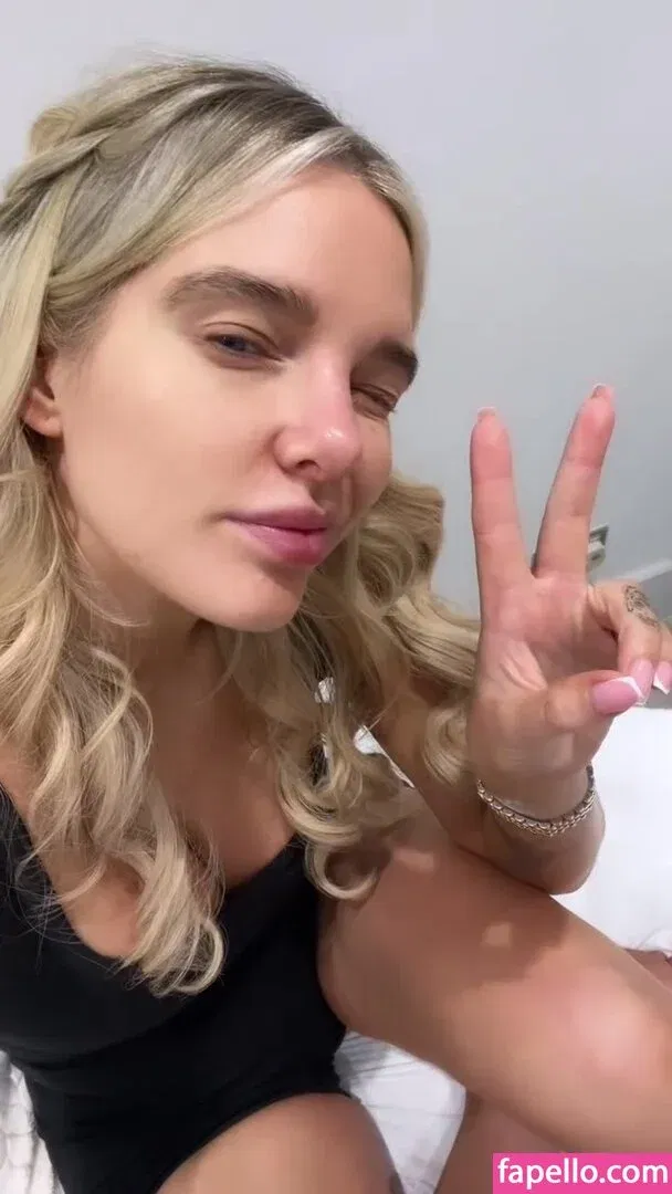 Helen Flanagan Onlyfans Photo Gallery 