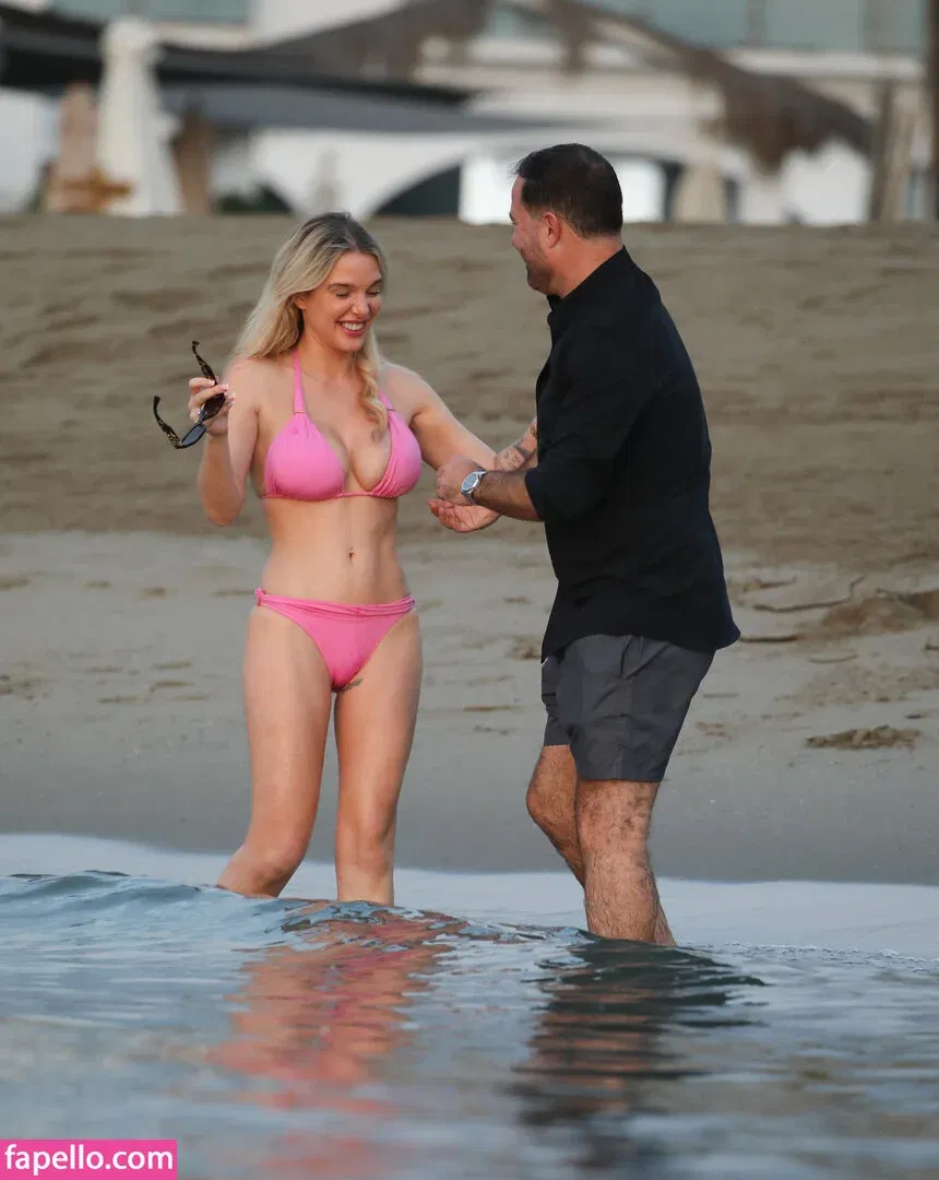 Helen Flanagan Onlyfans Photo Gallery 