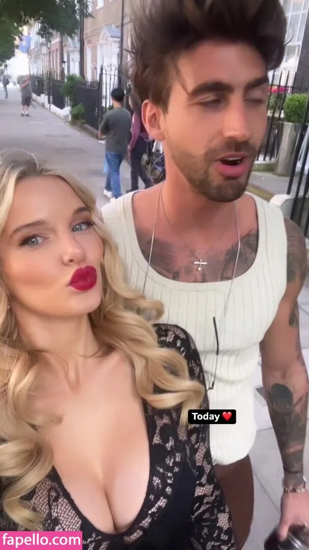 Helen Flanagan Onlyfans Photo Gallery 