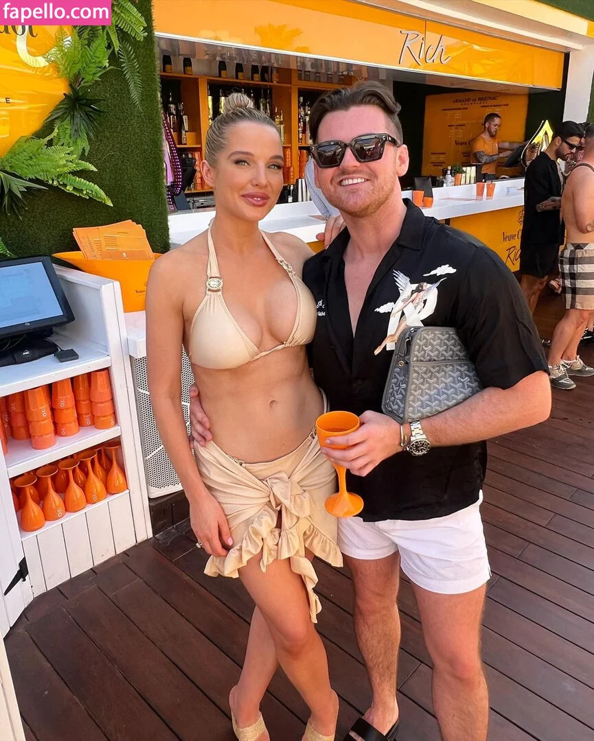 Helen Flanagan Onlyfans Photo Gallery 