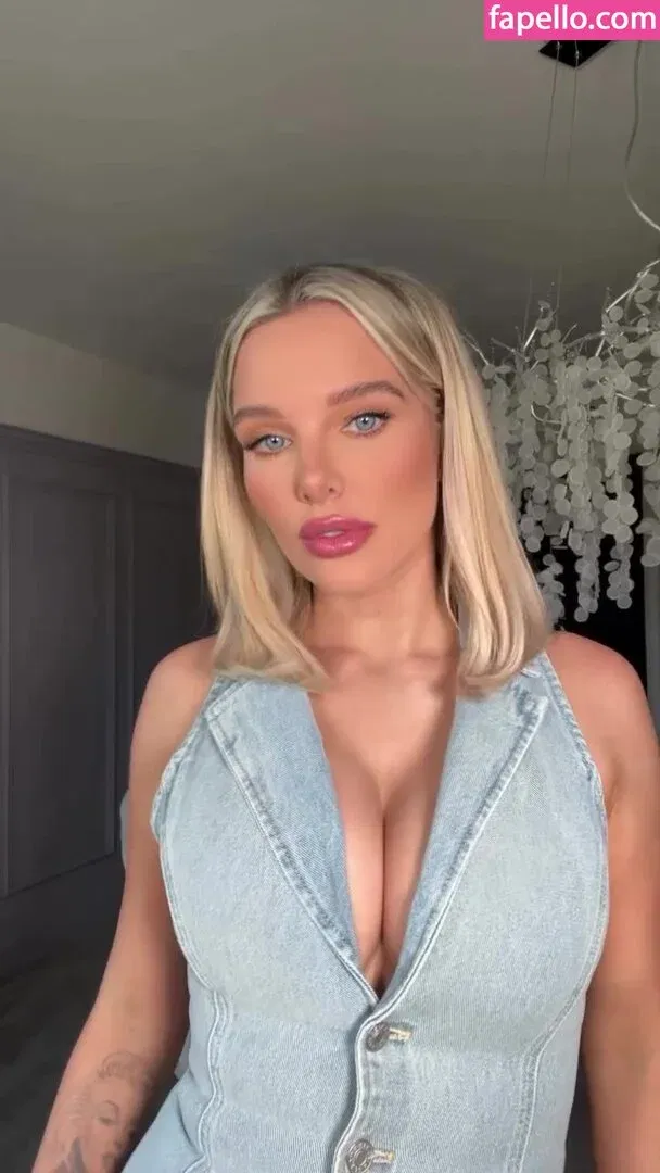Helen Flanagan Onlyfans Photo Gallery 