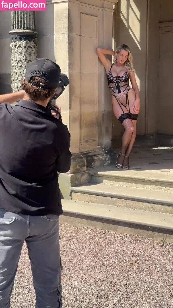 Helen Flanagan Onlyfans Photo Gallery 