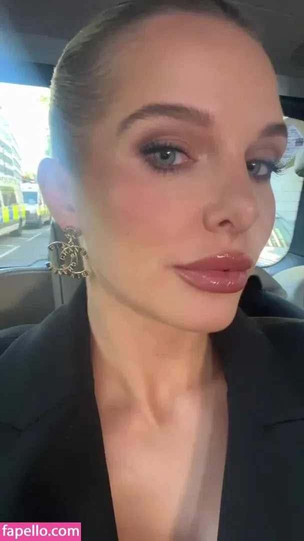 Helen Flanagan Onlyfans Photo Gallery 