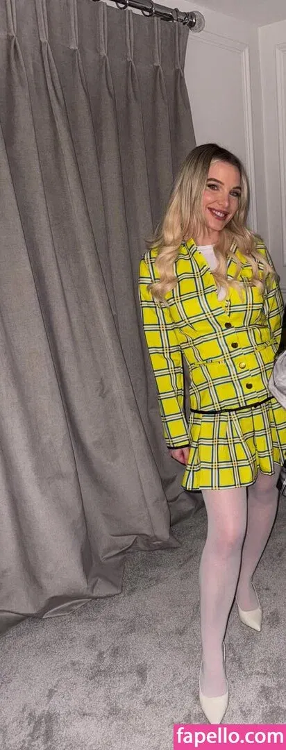 Helen Flanagan Onlyfans Photo Gallery 