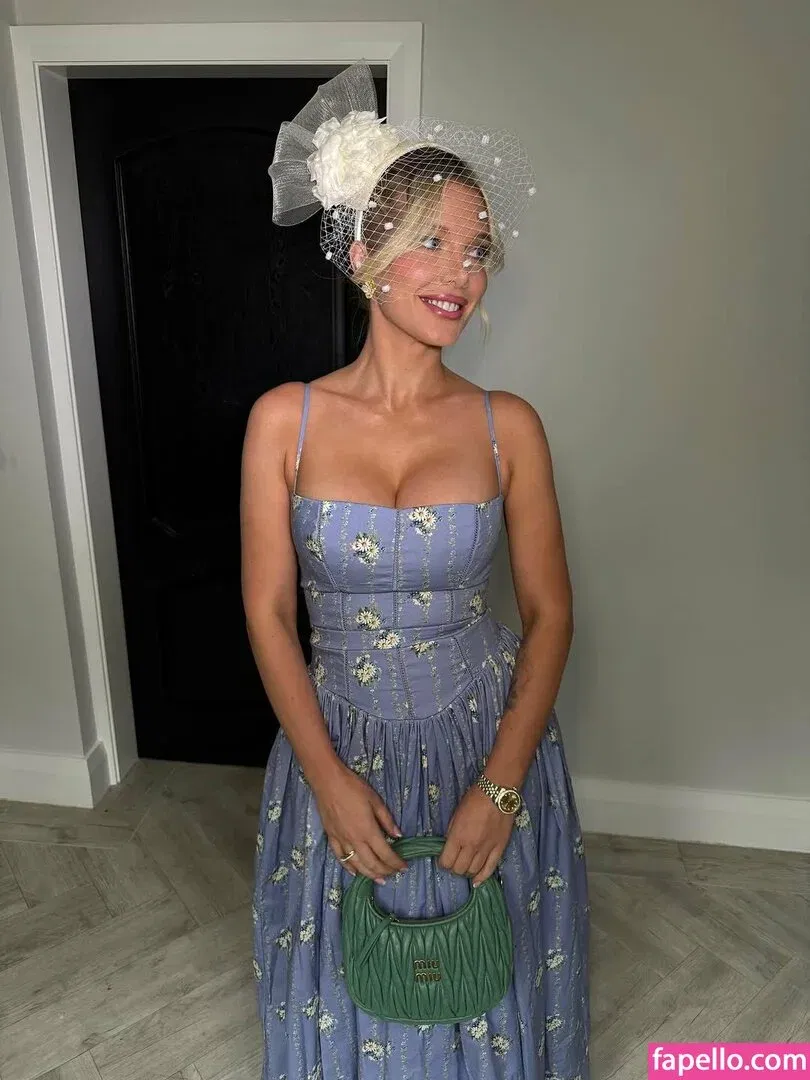 Helen Flanagan Onlyfans Photo Gallery 