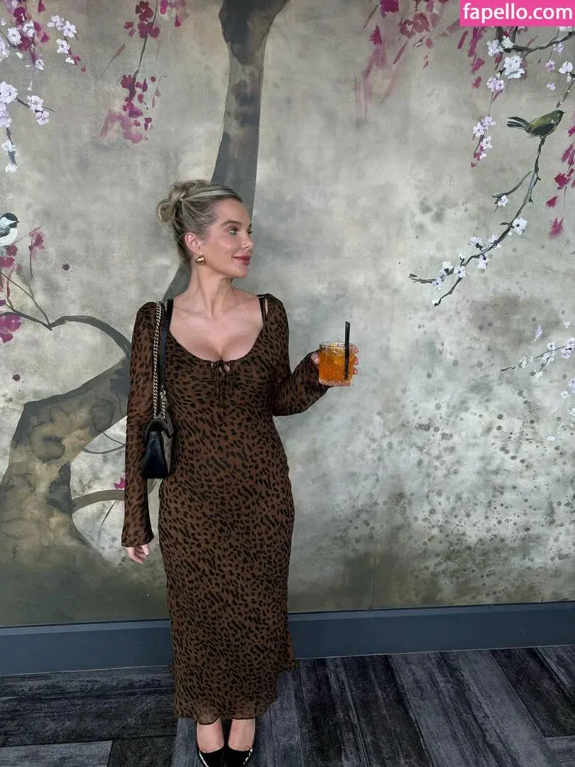 Helen Flanagan Onlyfans Photo Gallery 