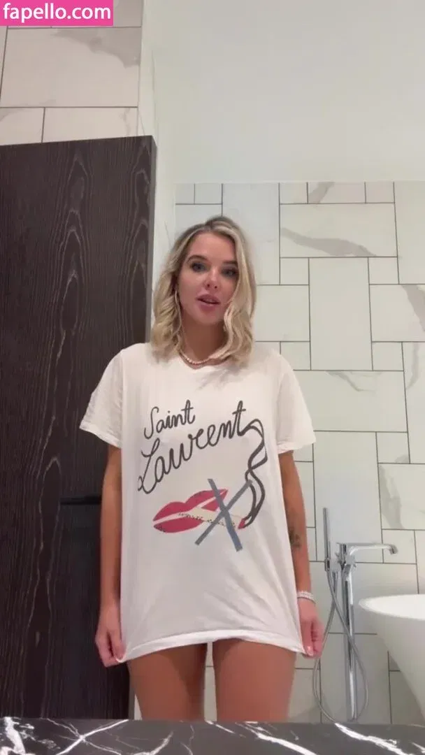 Helen Flanagan Onlyfans Photo Gallery 