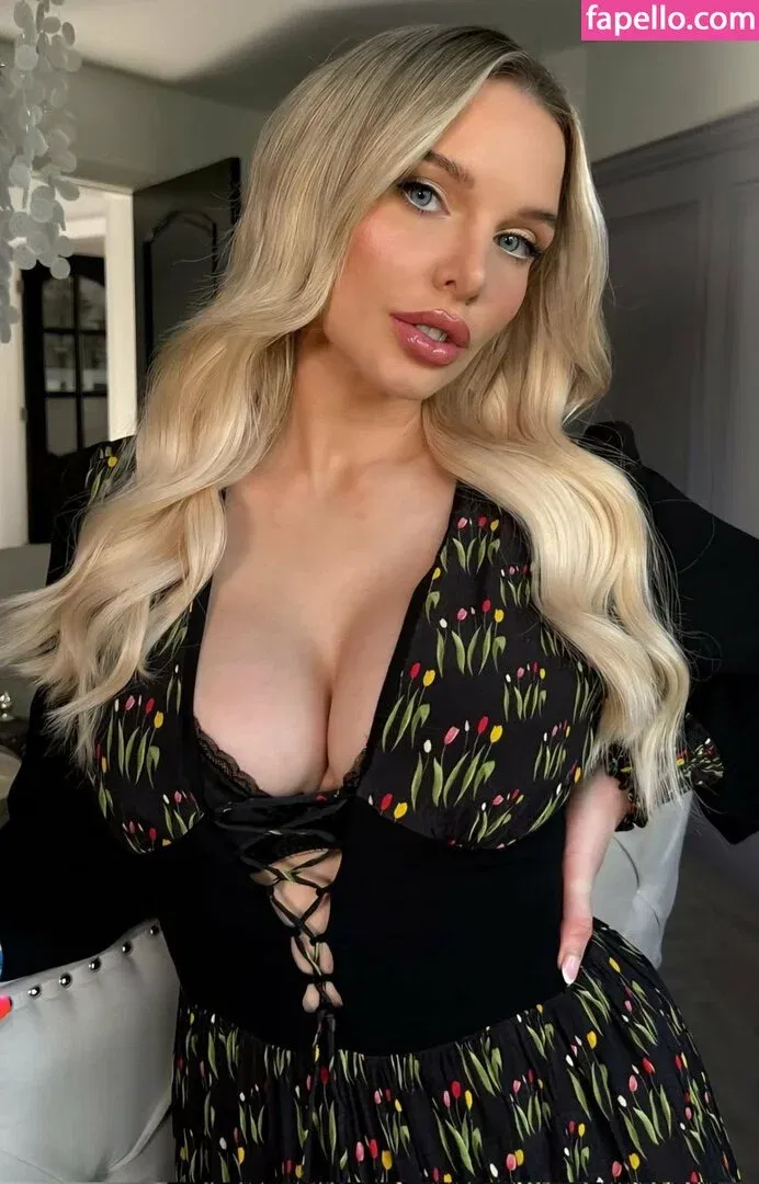 Helen Flanagan Onlyfans Photo Gallery 