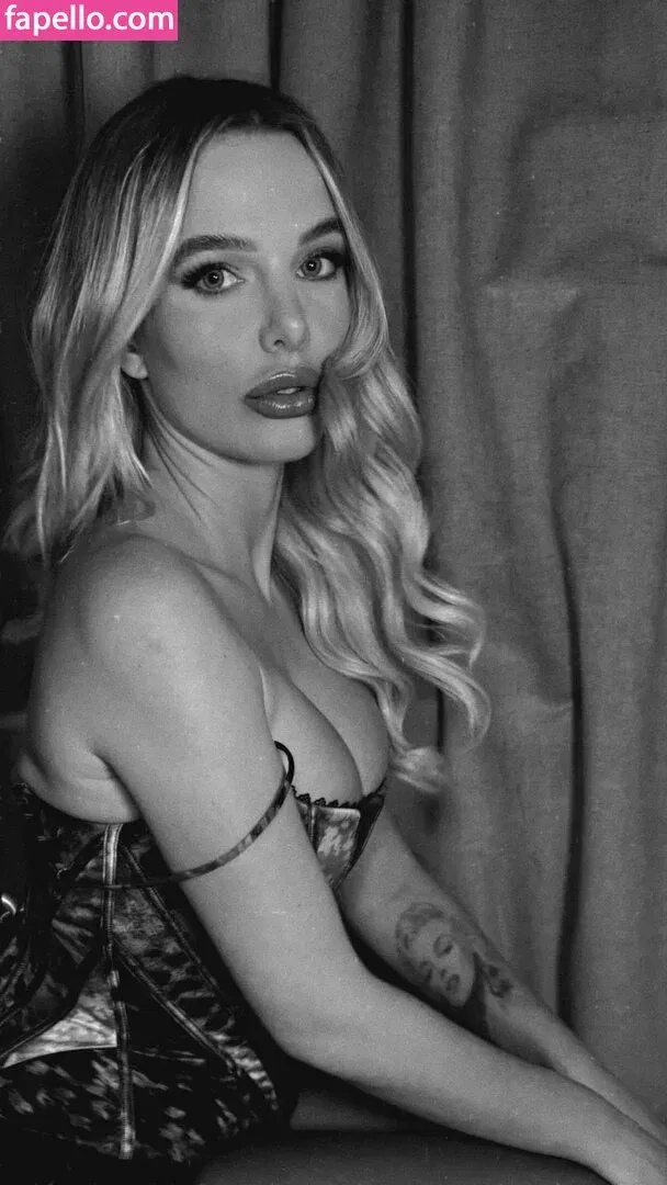 Helen Flanagan Onlyfans Photo Gallery 