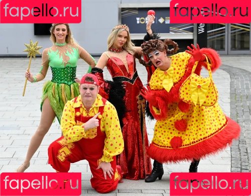 Helen Flanagan Onlyfans Photo Gallery 