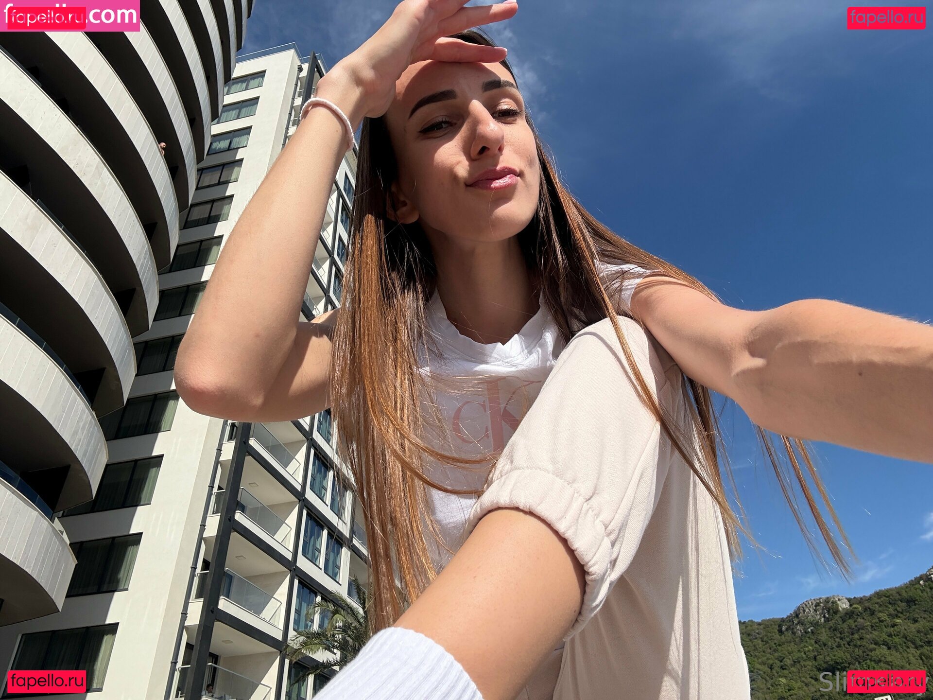 SlimKary Nude Onlyfans Photo 16