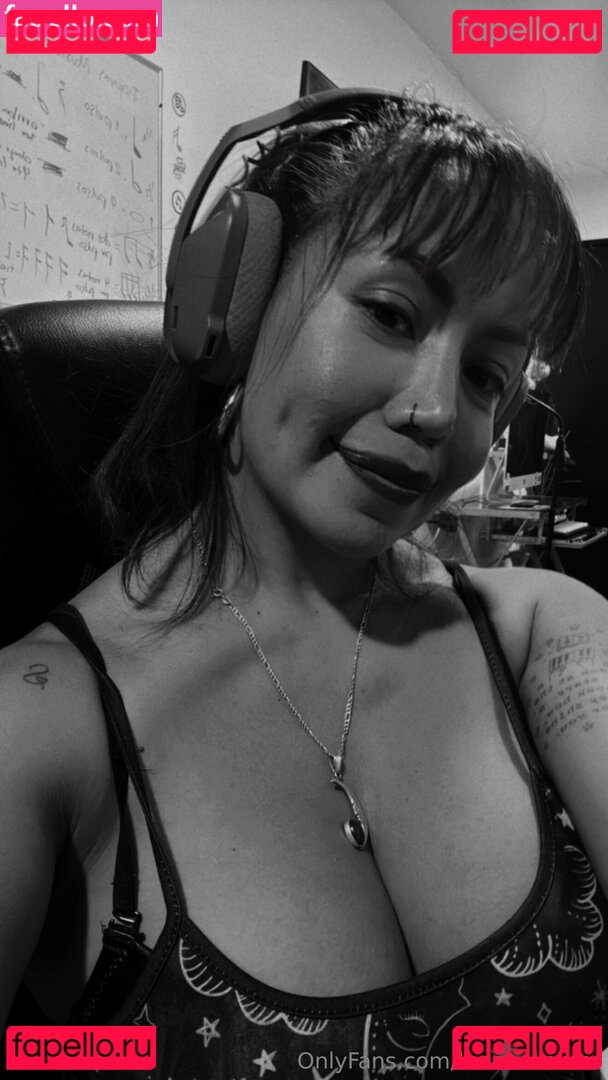 lunabellamor Nude Onlyfans Photo 10