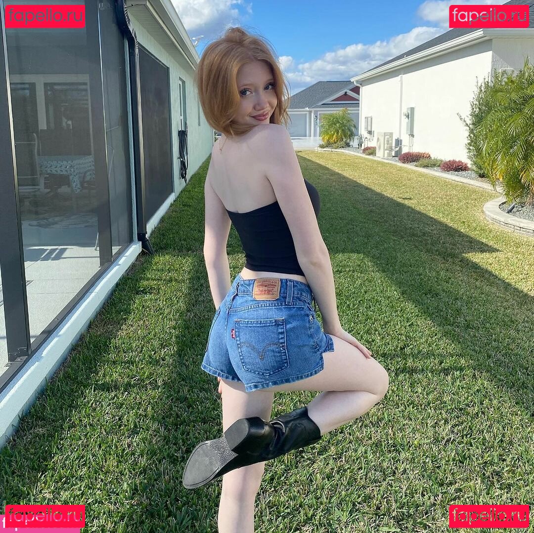 Makenna Kelly Nude Onlyfans Photo 416