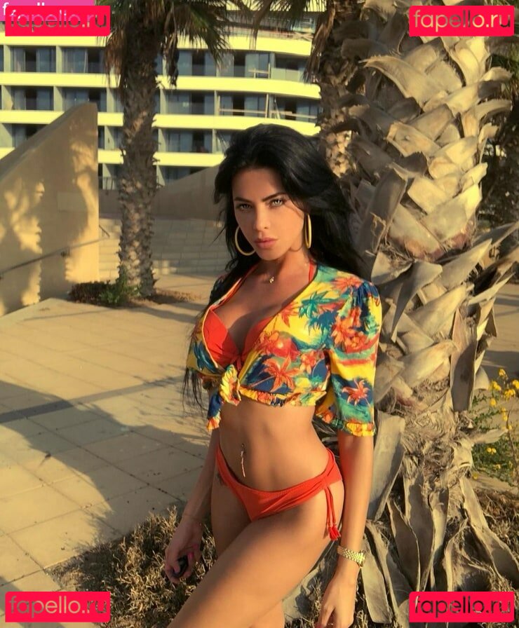 Stella Versini Nude Onlyfans Photo 18
