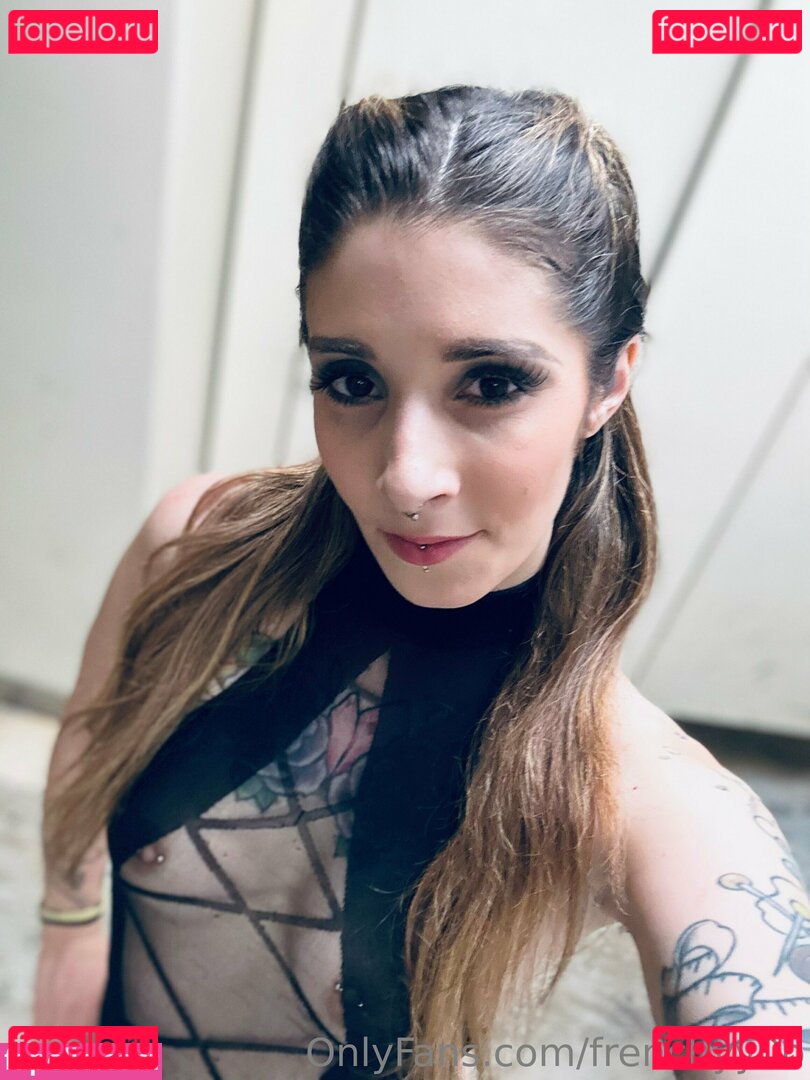 frenchyy0o Nude Onlyfans Photo 13