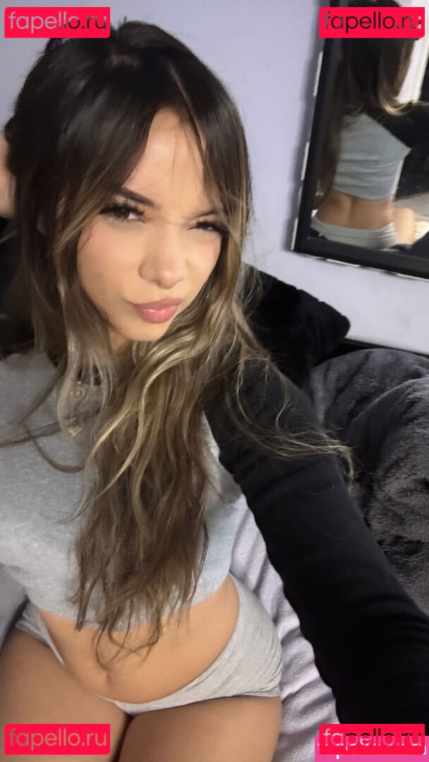 yessseeeniiaa Nude Onlyfans Photo 29