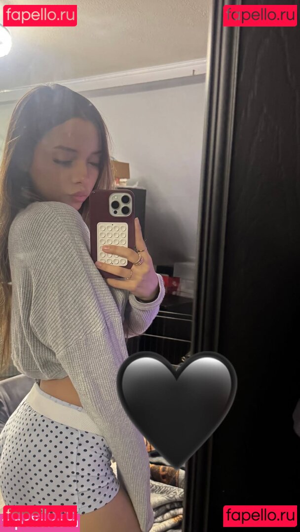 yessseeeniiaa Nude Onlyfans Photo 22