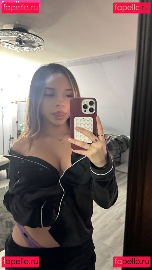 yessseeeniiaa Nude Onlyfans Photo 16