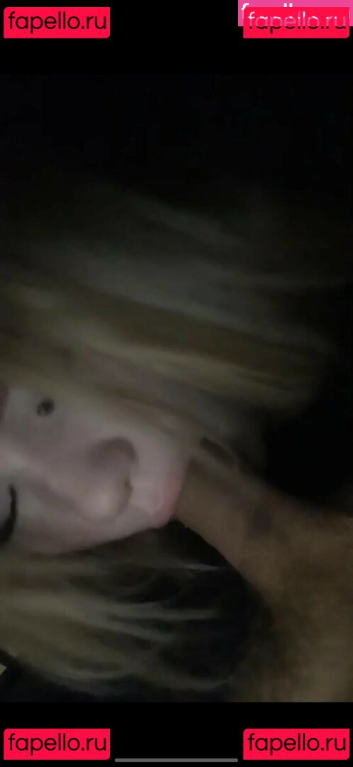 Emmy Moore Nude Onlyfans Photo 17