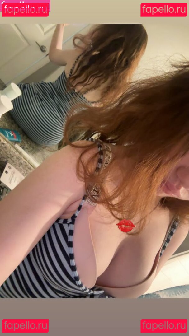 Emmy Moore Nude Onlyfans Photo 9