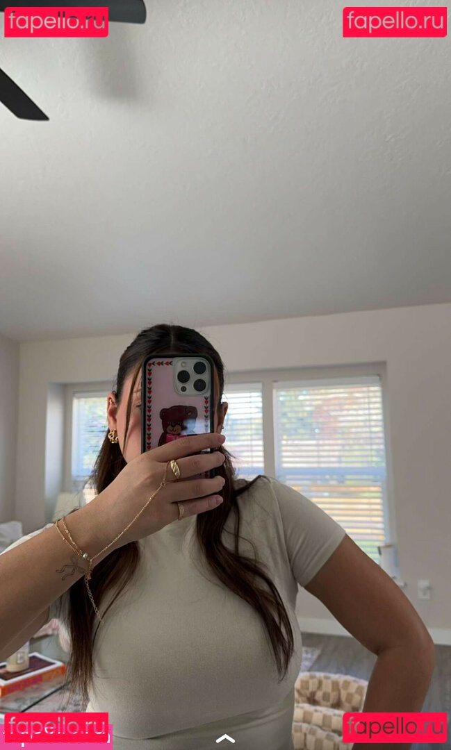 Zoe Ferguson Nude Onlyfans Photo 49