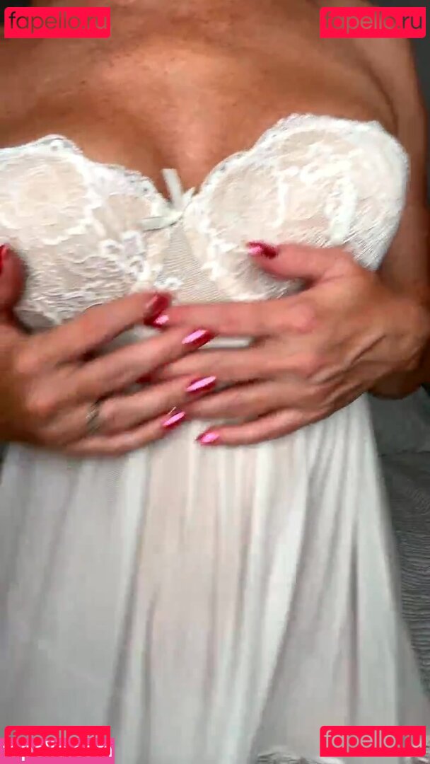 Sarah Clayton Nude Onlyfans Photo 23