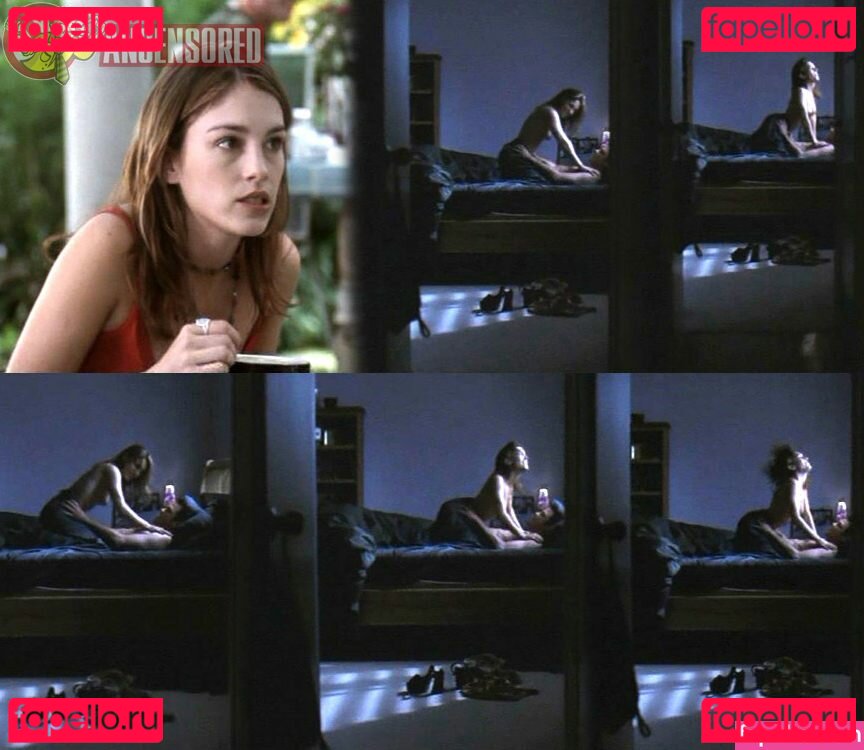 Amy Jo Johnson Nude Onlyfans Photo 40