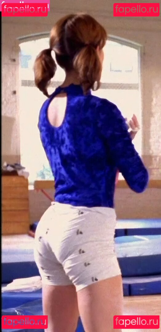 Amy Jo Johnson Nude Onlyfans Photo 32