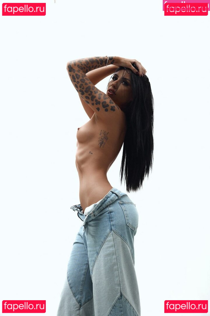 i_am_jasmiine Nude Onlyfans Photo 20
