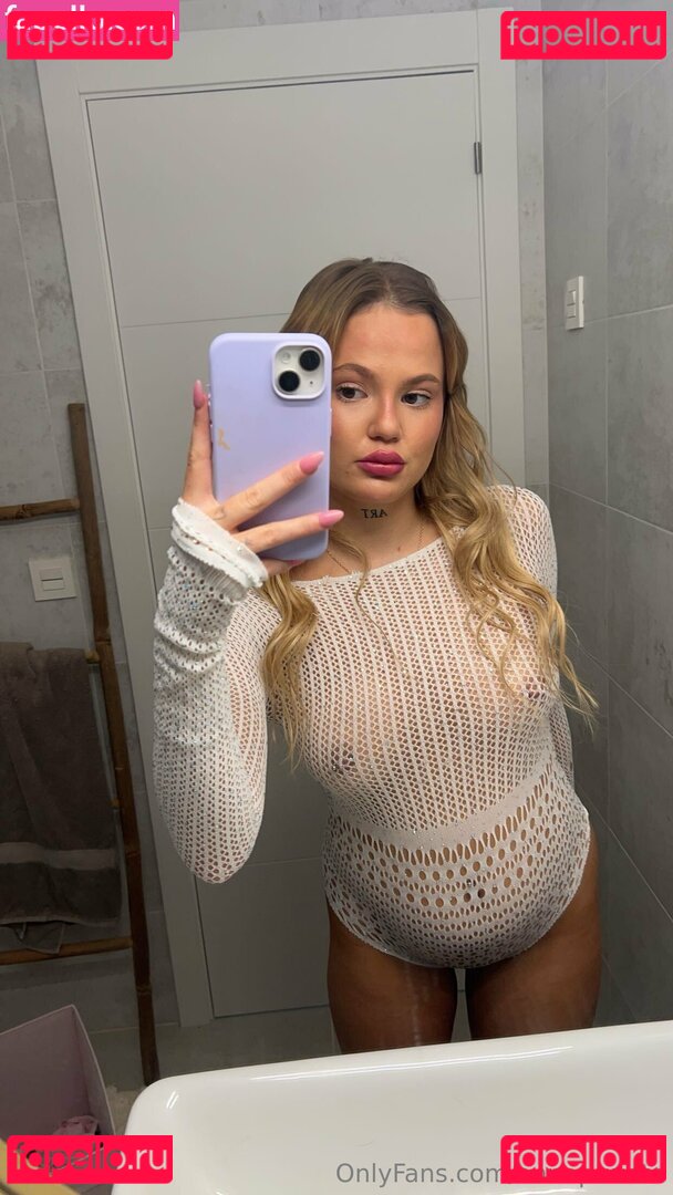 annaprivatee Nude Onlyfans Photo 15