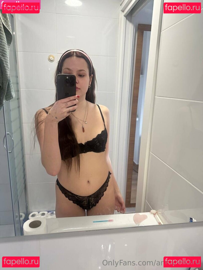 annaprivatee Nude Onlyfans Photo 4