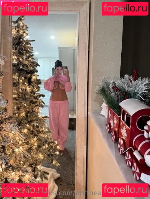 Brittneay Murphy Nude Onlyfans Photo 38