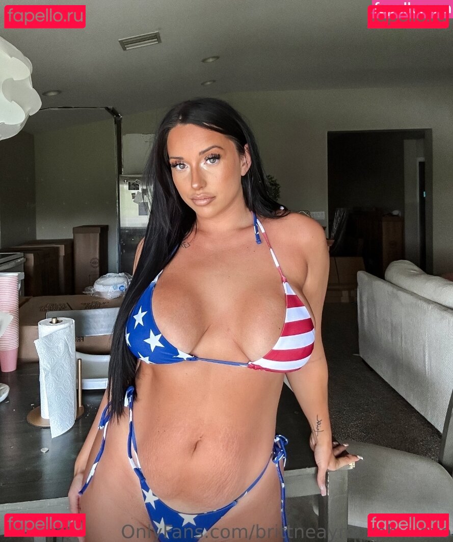 Brittneay Murphy Nude Onlyfans Photo 23