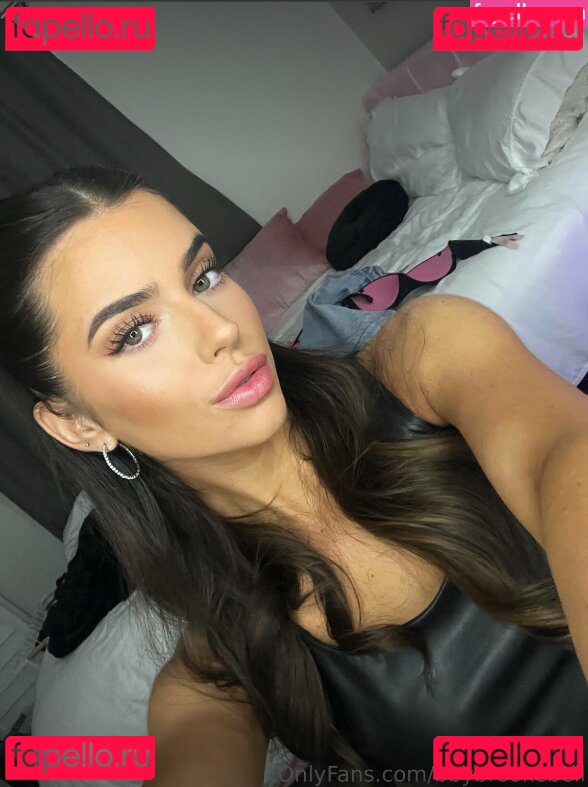 Brooke Bell Nude Onlyfans Photo 10