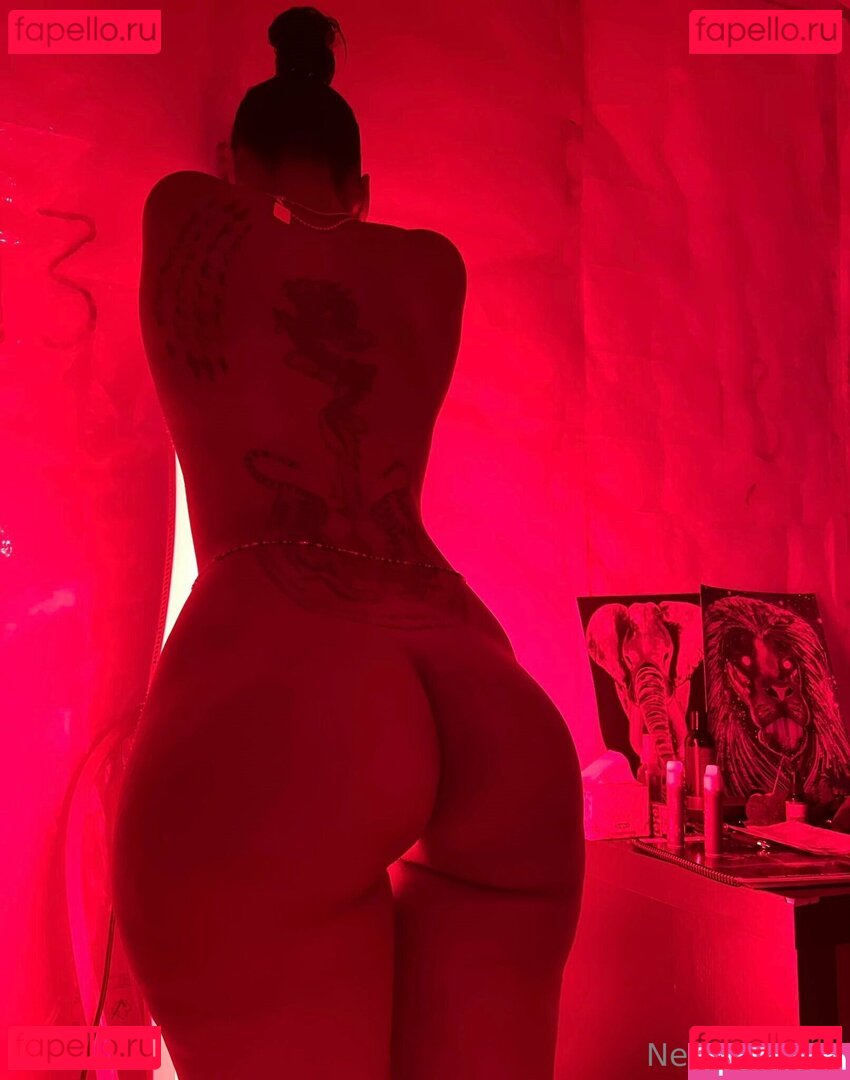 Ninjanextdoor Nude Onlyfans Photo 8