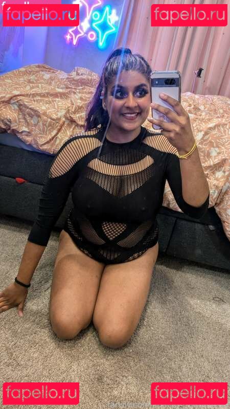 Malika Nude Onlyfans Photo 14