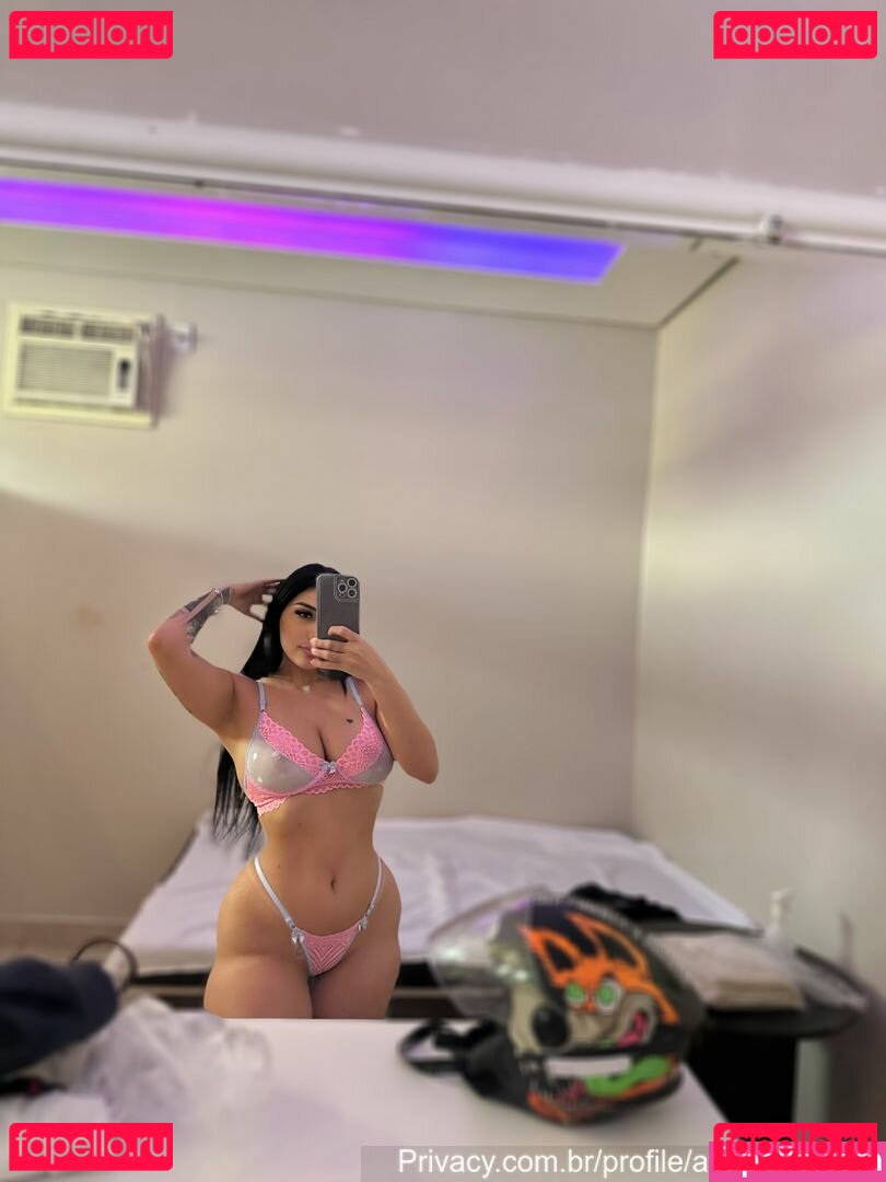 Andreina Cambui Nude Onlyfans Photo 8