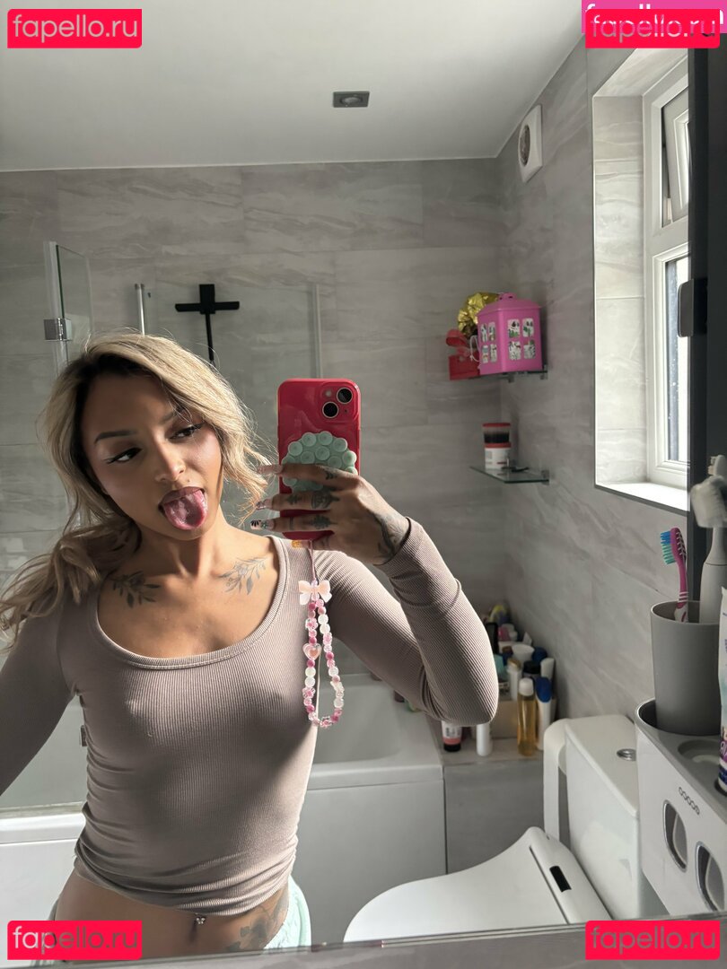 Bangladeshi Nude Onlyfans Photo 11