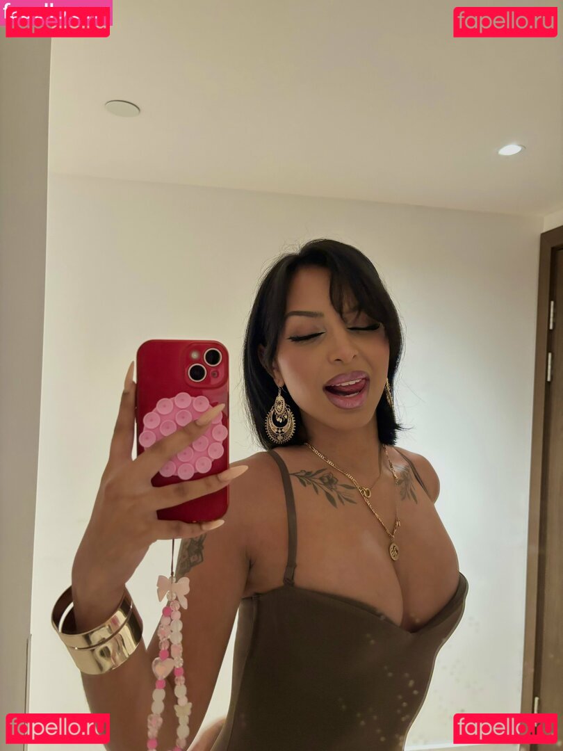 Bangladeshi Nude Onlyfans Photo 8
