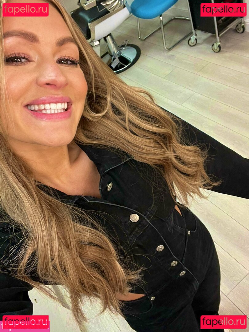 Laura Woods Nude Onlyfans Photo 39
