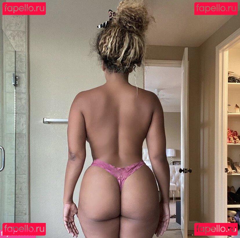 Natalie Nun Nude Onlyfans Photo 9