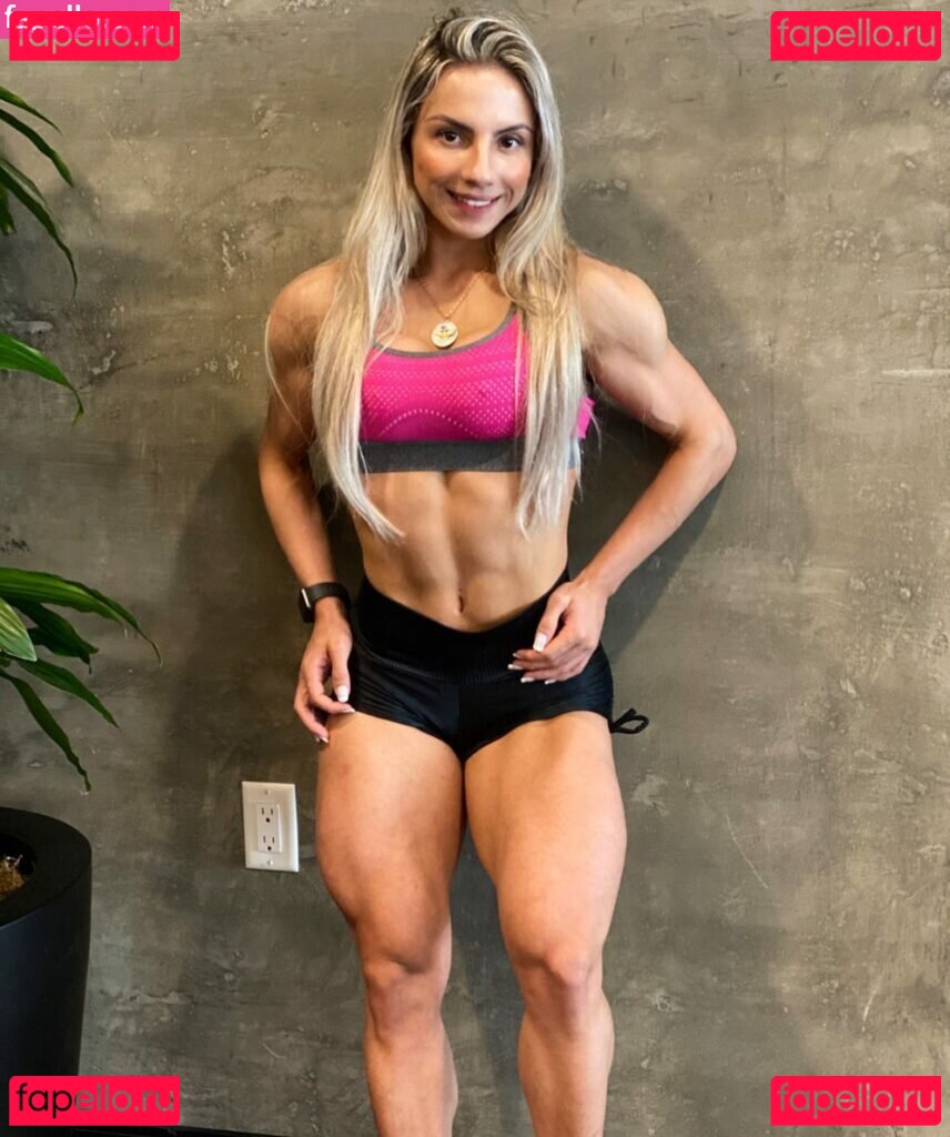 Isa Pereira Nude Onlyfans Photo 12