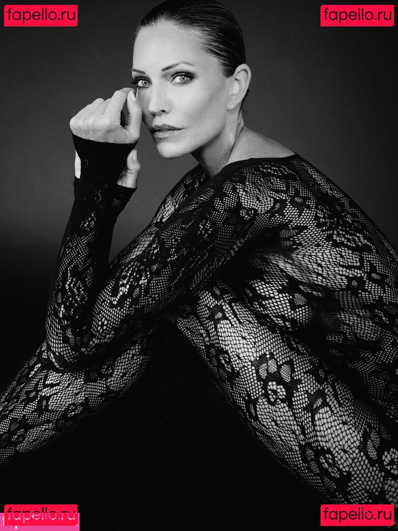 Tricia Helfer Nude Onlyfans Photo 25
