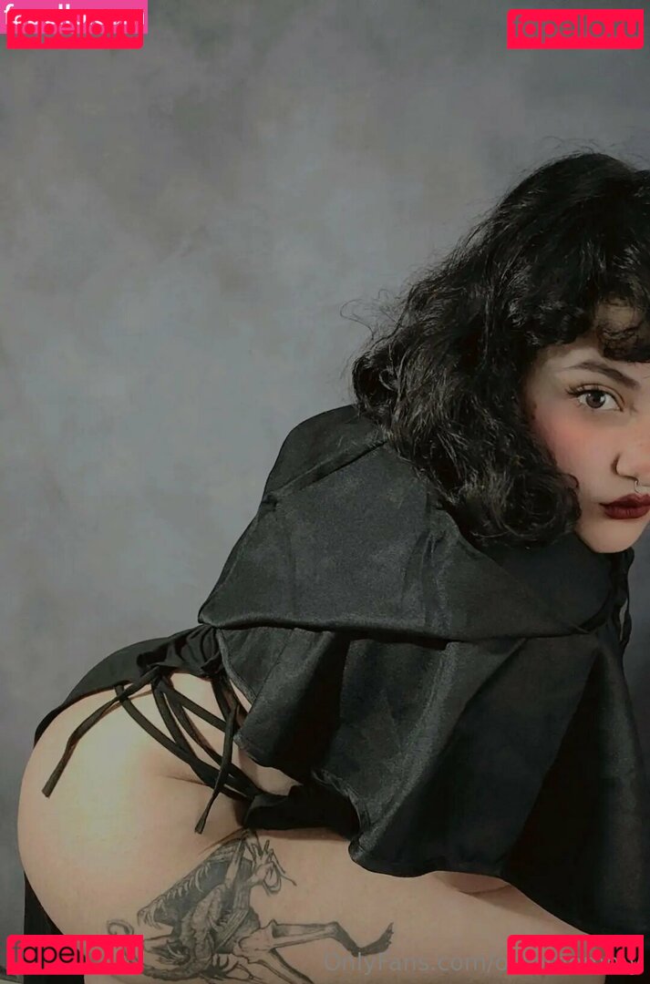 aradia.spark Nude Onlyfans Photo 35