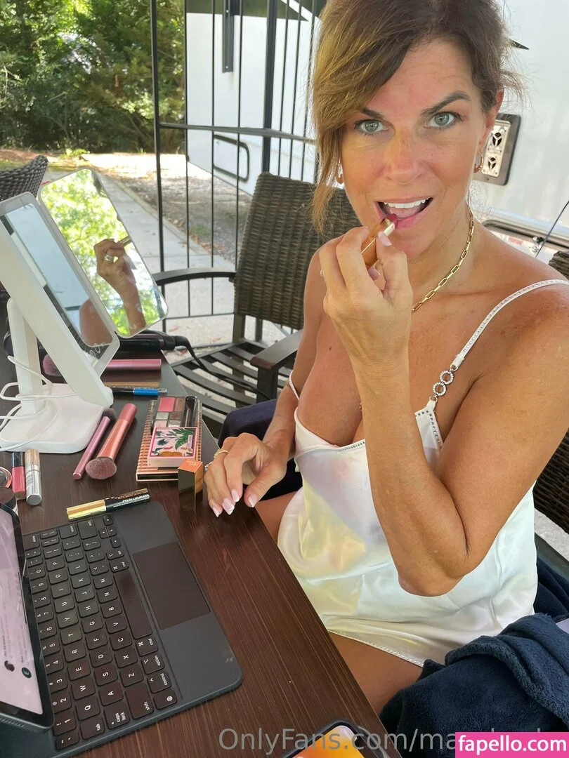 maryburke Onlyfans Photo Gallery 