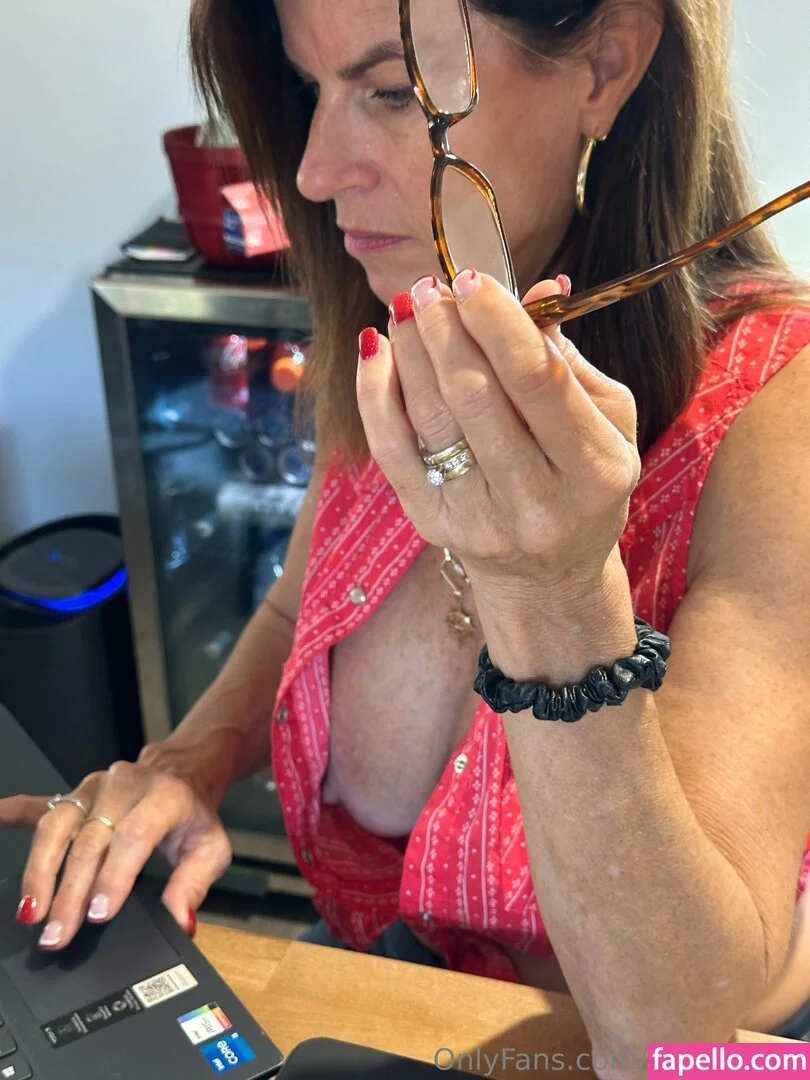 maryburke Onlyfans Photo Gallery 